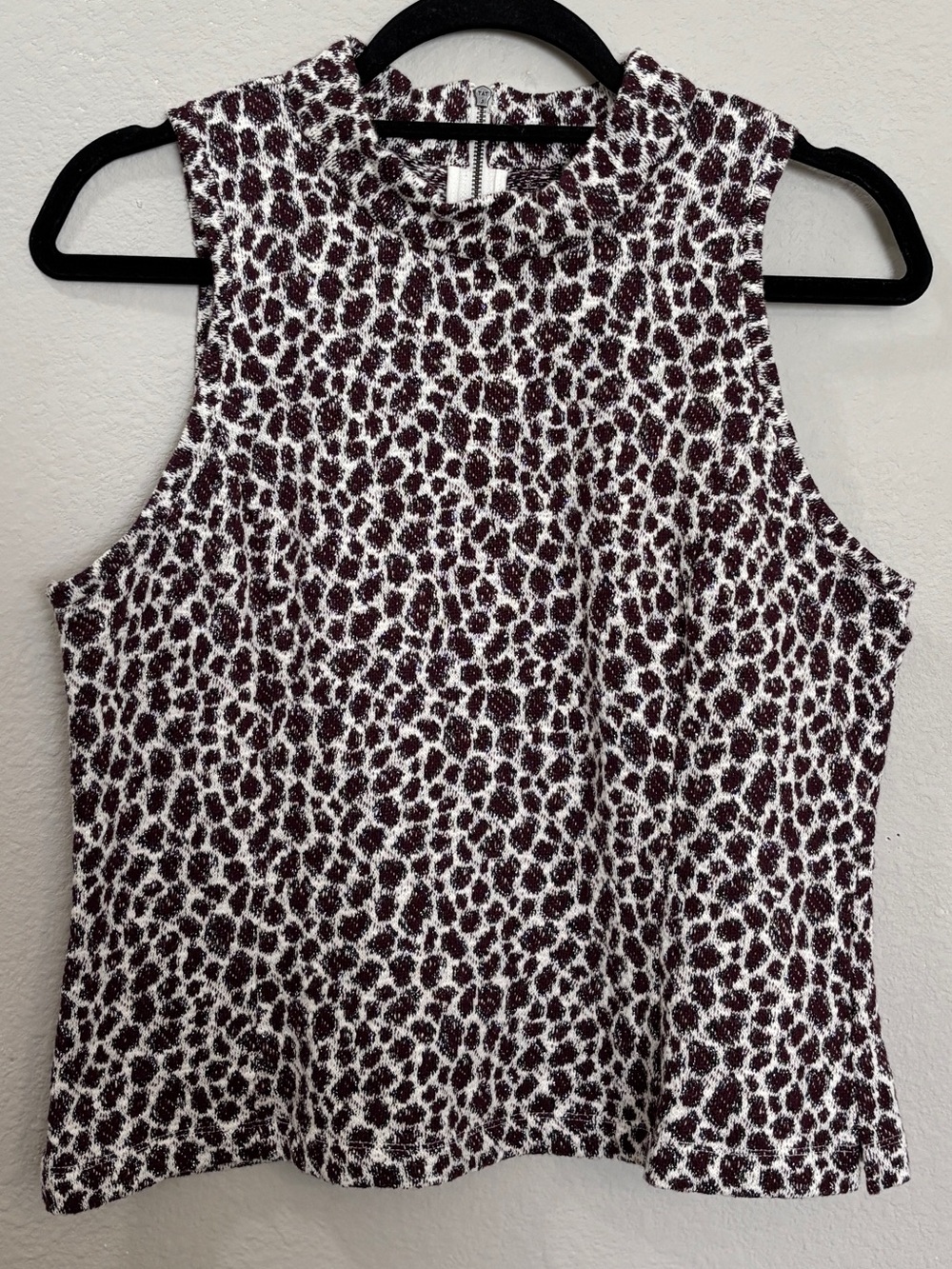 Akemi + Kin Anthropologie Animal Print Textured Knit Sleeveless Top Size Medium